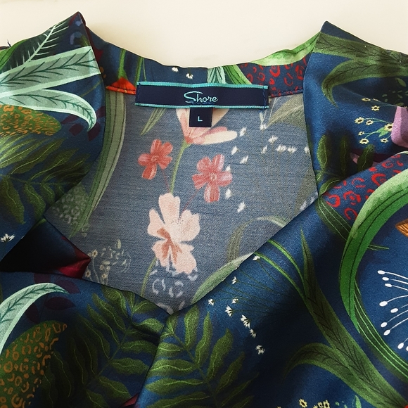 SHORE Brand Drape Neck Oceanside Floral Tank Top Sz. L - NWOT - Picture 6 of 8